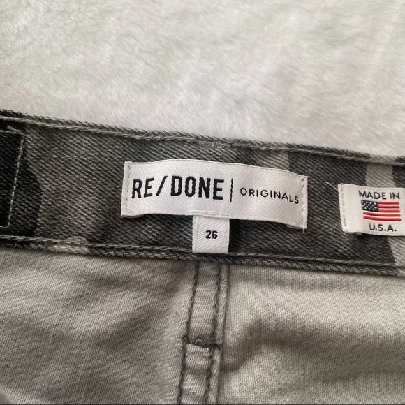 Re/Done High-Rise Raw Hem Buttonfly Camouflage Ankle Crop Jeans 26 - Picture 3 of 7